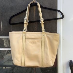 Coach Hampton classic bag